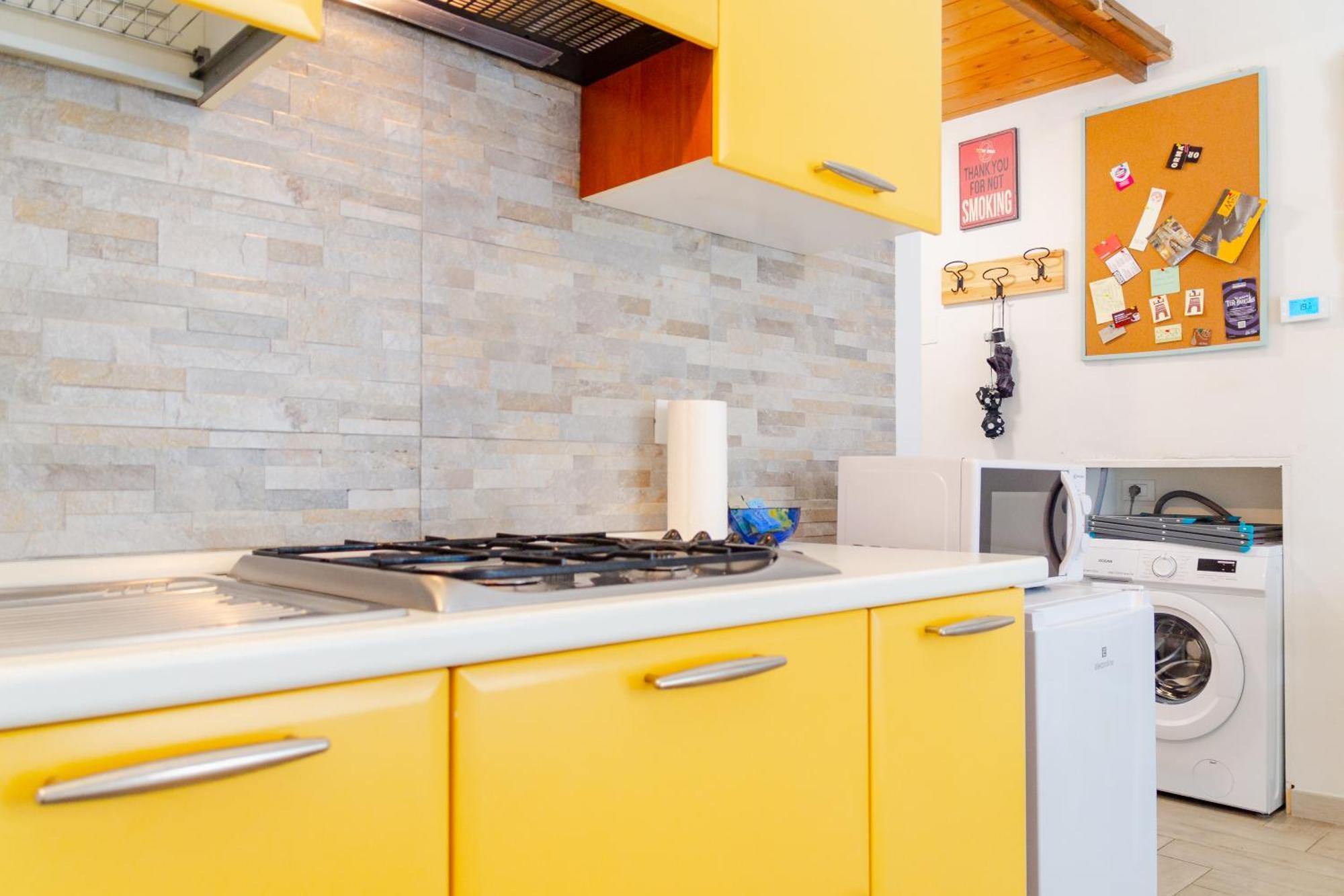 La Piccola By Happyhostorino Appartement *